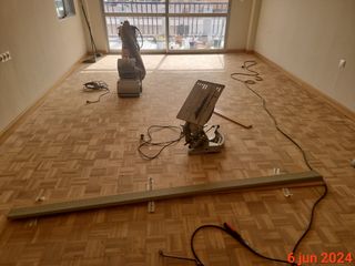 Lijado y barnizado parquet 