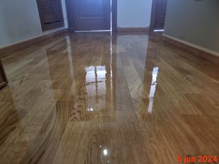 Lijado y barnizado parquet 