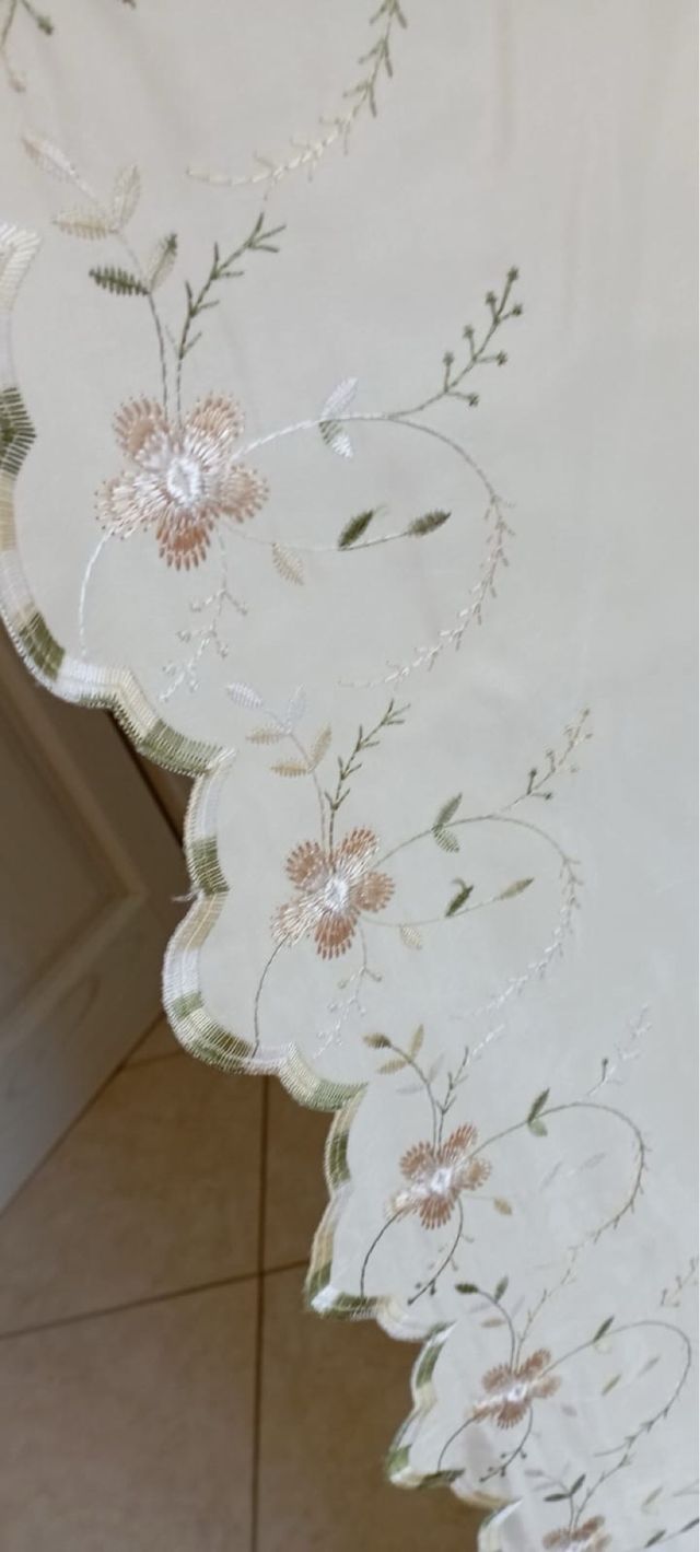 Coppia di tende in organza e raso