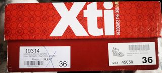 Cuñas sin estrenar serpiente