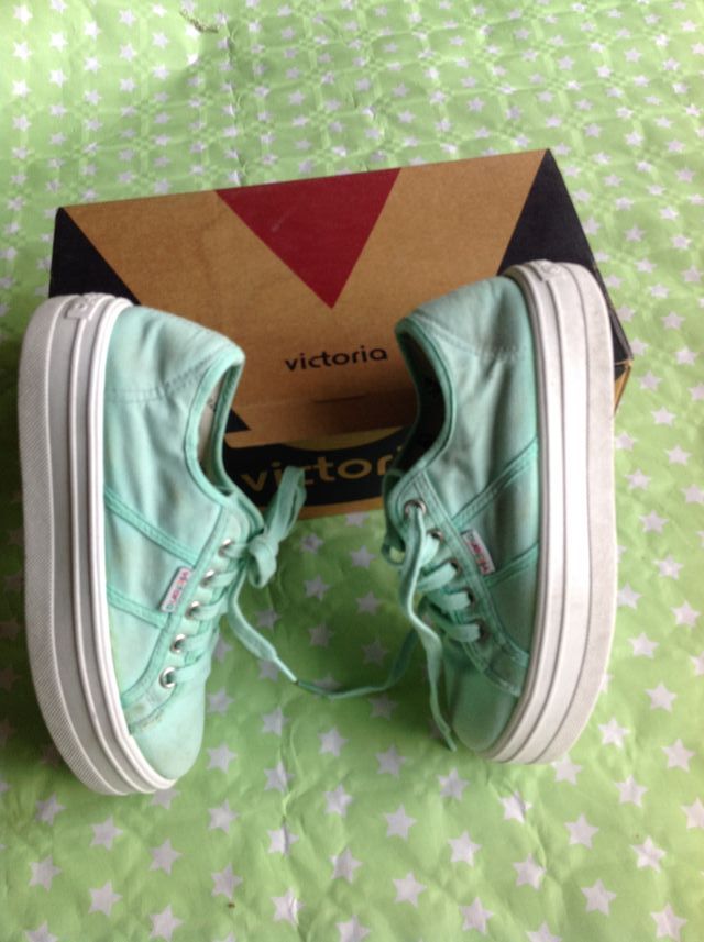 Zapatillas Victoria talla 34