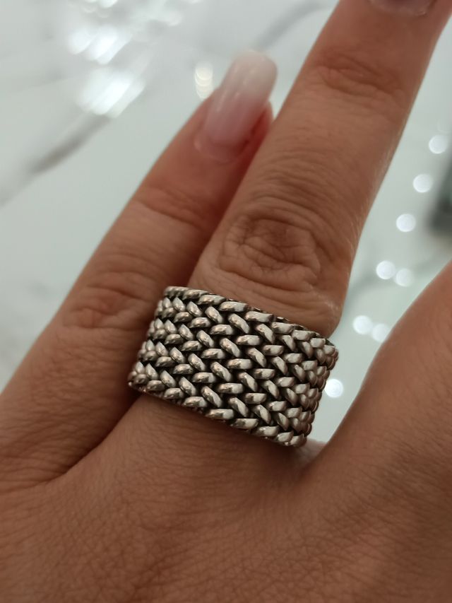Anillo de plata