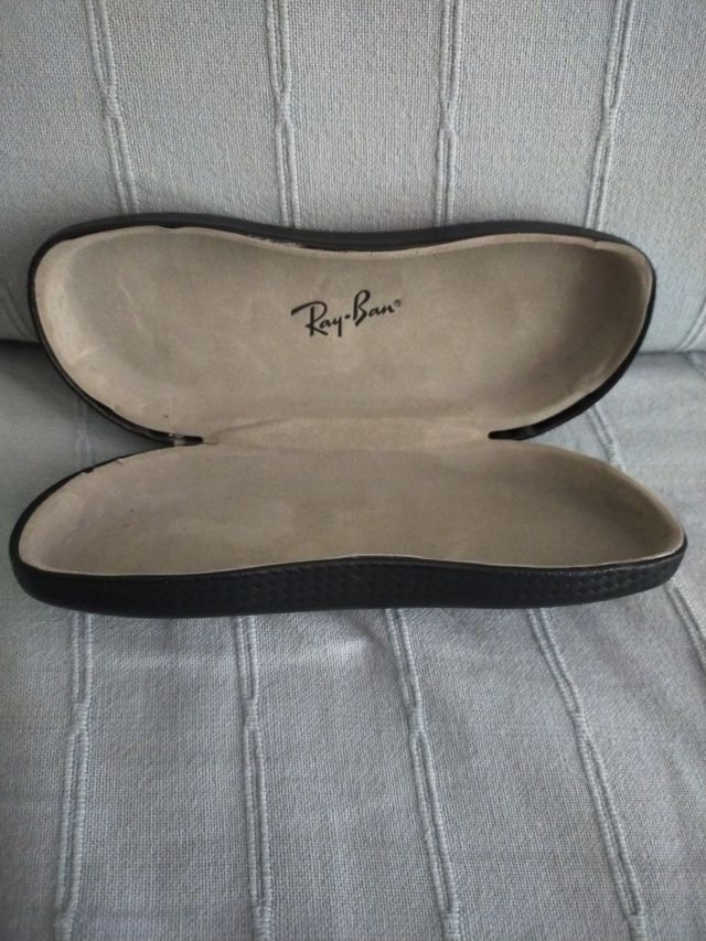 Estuche rígido gafas Ray Ban