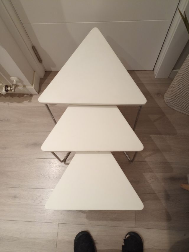 Conjunto 3 mesas aplicables muy estilosas