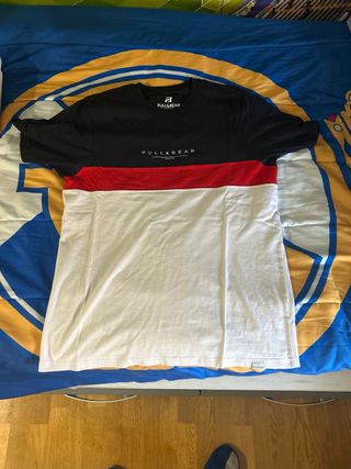 Camiseta pull and bear basica