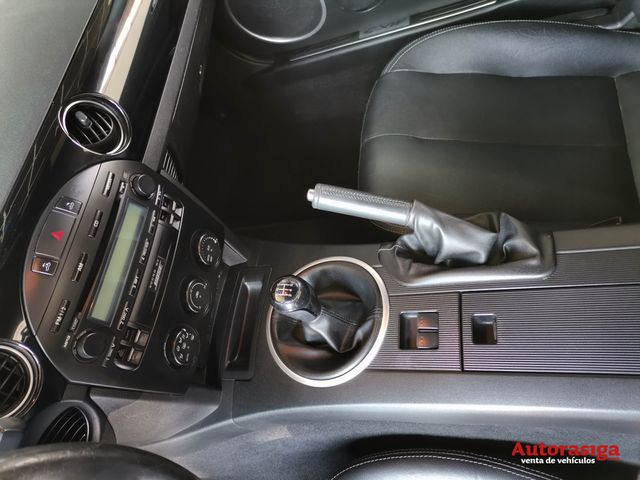 Mazda MX-5 Active 1.8 Roadster Coupe