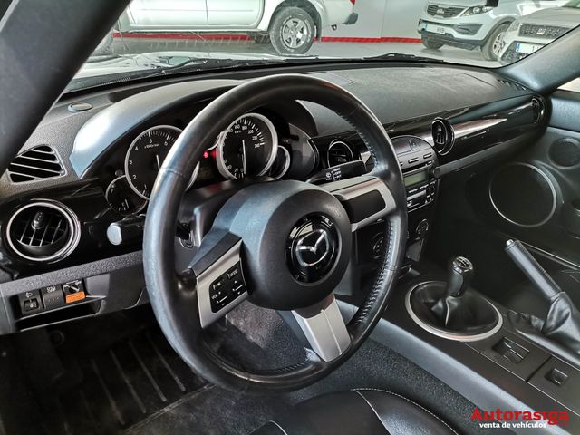 Mazda MX-5 Active 1.8 Roadster Coupe
