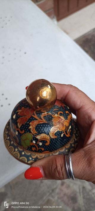 Vaso cinese con coperchio