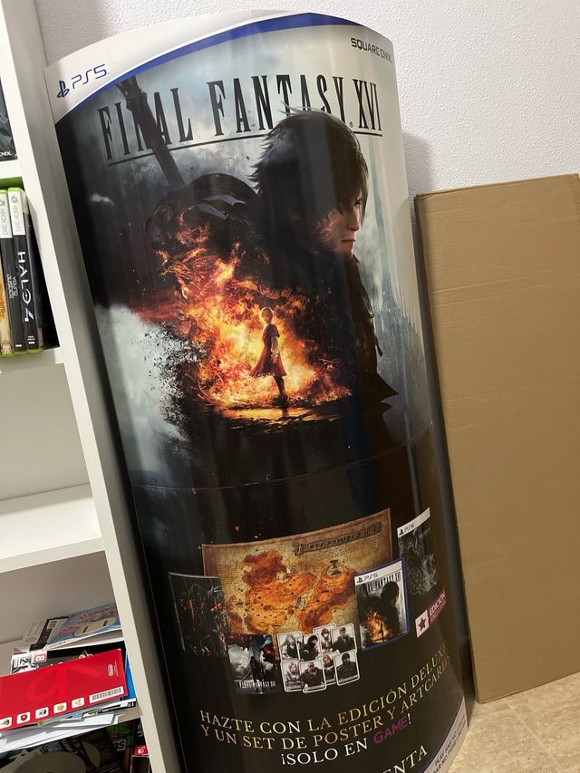 Totem publicitario final fantasy 