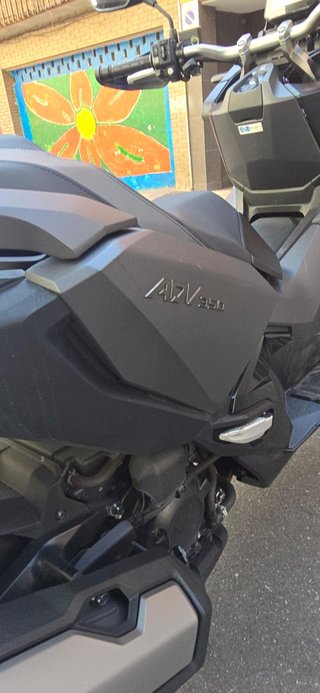 HONDA ADV 350