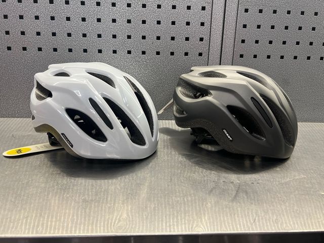 Casco Giant Rev Comp Mips