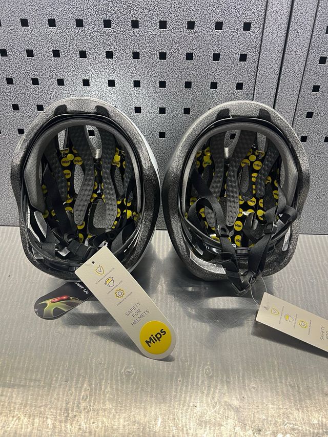 Casco Giant Rev Comp Mips