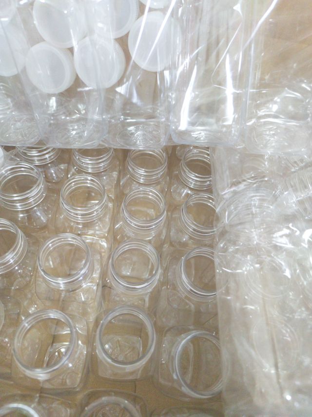 BOTELLAS PET 250ML  66 UNIDADES