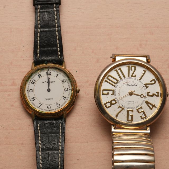 LOTE DE 4 RELOJES ANTIGUOS (LM3)