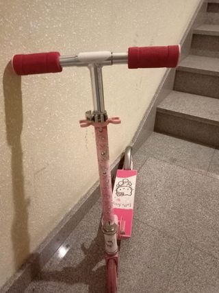 Patinete infantil Hello Kitty