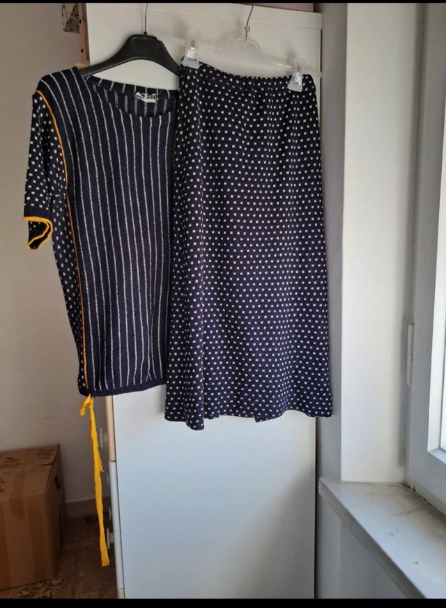 Completo donna vintage gonna e T-Shirt