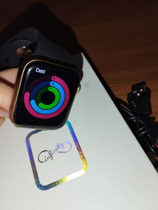 Orologio smartwatch intinity