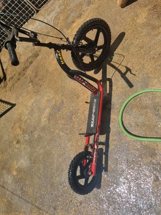 Patinete nord styl buen estado