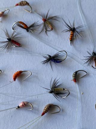 n.18 mosche artificiali per temoli