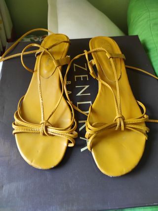 Sandalias