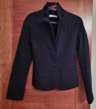 Americana negra de Zara