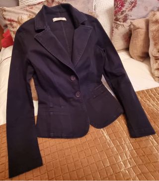 Americana negra de Zara