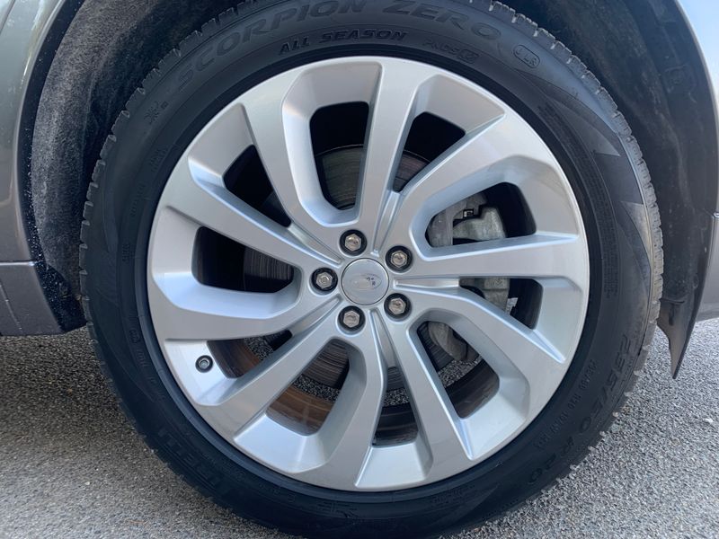 Land Rover Discovery Sport 2019, foto 3