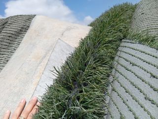 Césped artificial reciclado 🌿