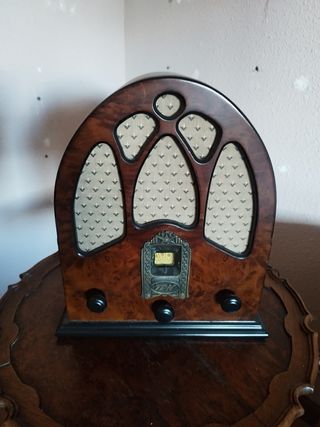 Radio vintage (imitación)