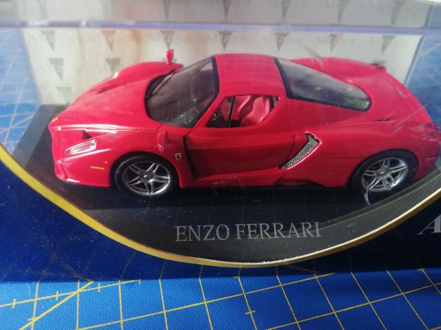 Enzo Ferrari colección Altaya nuevo, precintado 