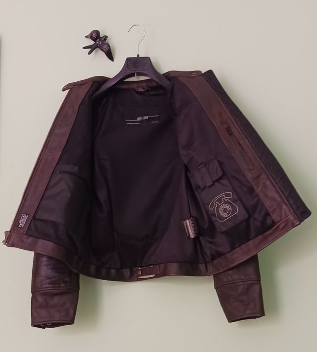 Cazadora moto de cuero