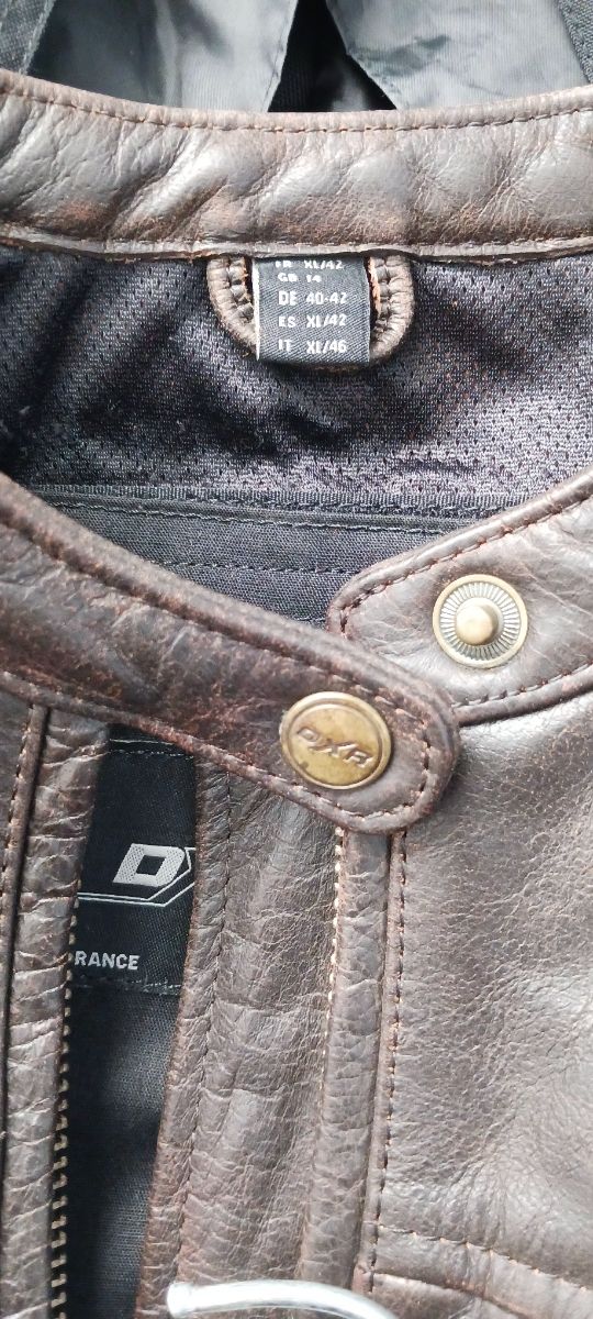 Cazadora moto de cuero