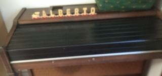 Órgano. Marca Yamaha