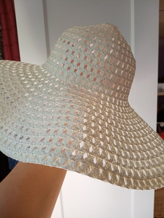 Cappello da donna per il sole