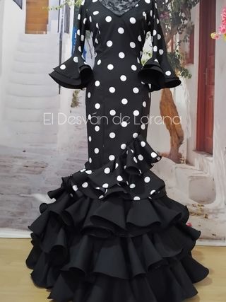Trajes de Flamenca "El Desván de Lorena
