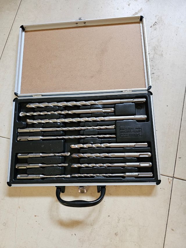 Juego de brocas sds con estuche