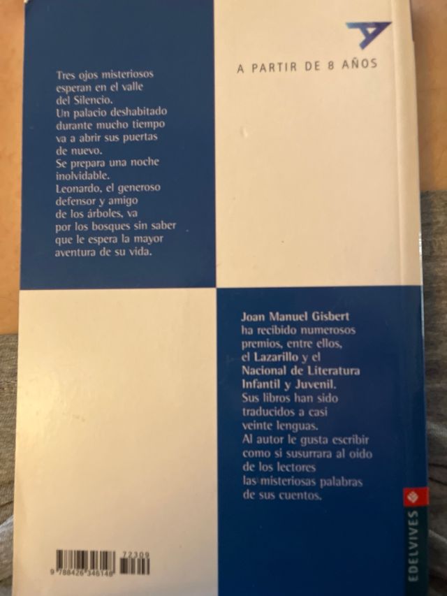 El palacio de los tres ojos.Edelvives