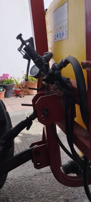 Fumigadora agricola tractor