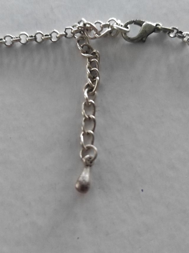 Collar con abalorios