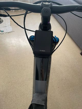 Soporte Pantalla BOSCH NYON fijado al cuadro