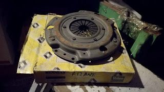 PIEZAS Y RECAMBIOS DE RENAULT R-12 (13)