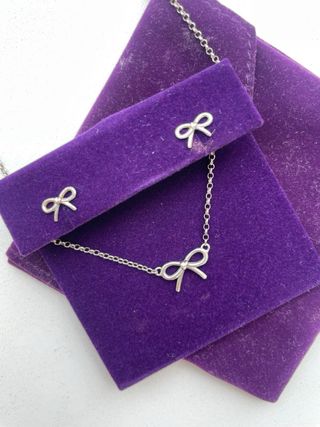 Collar y pendientes aristocrazy