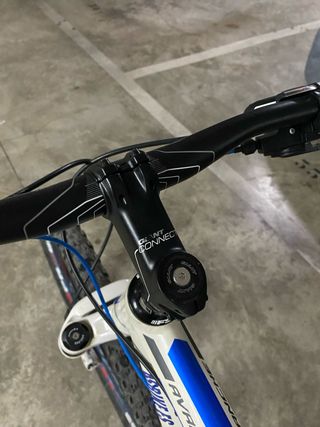 Bicicleta GT Avalanche 1.0