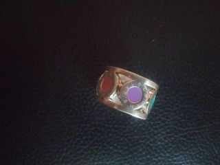 Anillo B&L