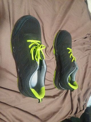 Zapatos seguridad talla 44 seminuevos