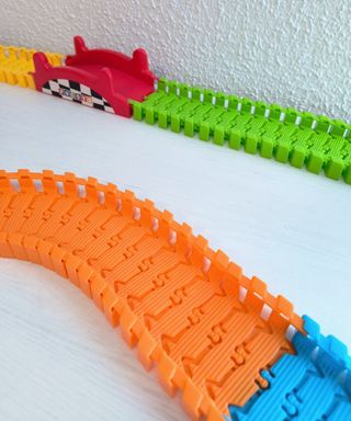 Vías de tren flexibles de juguete