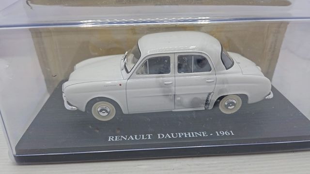 EDIA6882 Renault Dauphine 1961 1/24