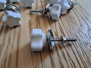 8 tiraderas de porcelana