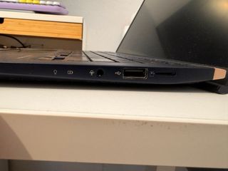Asus zenbook 14