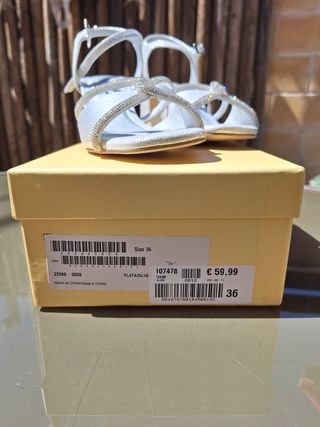 Zapatos Plata con Tacón Cómodo